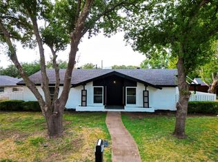 1213 Holt Ave, Desoto, TX 75115
