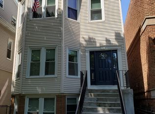 2610 N Magnolia Ave, Chicago, IL 60614