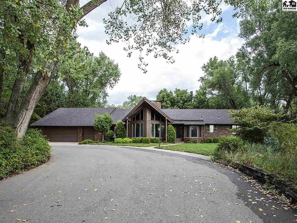 1st image of 36 Linksland Dr