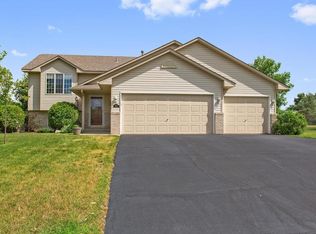 702 Lodge Dr, Jordan, MN 55352