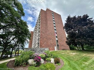 21800 Morley Ave APT 808, Dearborn, MI 48124