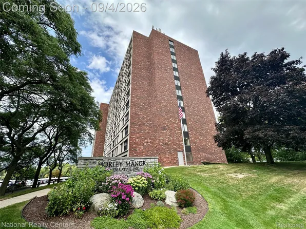 21800 Morley Ave APT 808, Dearborn, MI 48124