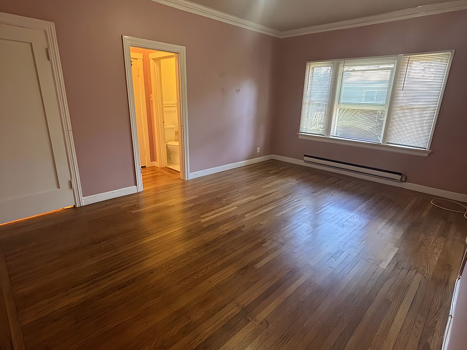 1st image of 44 N San Mateo Dr APT 3