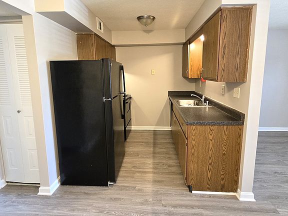 2nd image of 4200 Breckenridge Ln #39
