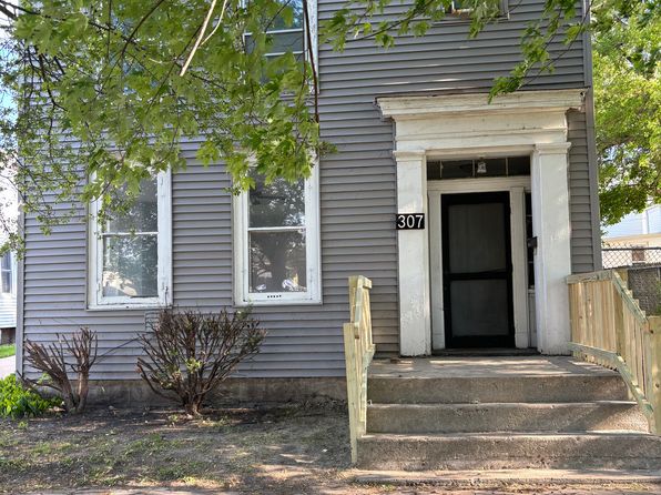 307 E Superior St