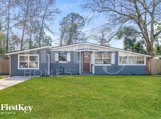 6746 Daughtry Blvd S, Jacksonville, FL 32210
