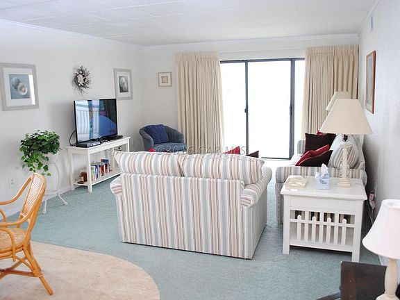 4th image of 1801 Atlantic Ave Unit 401