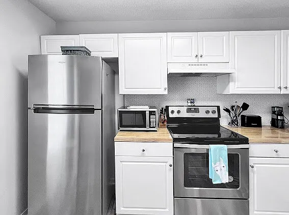 7650 Chablis Cir — Photo 12