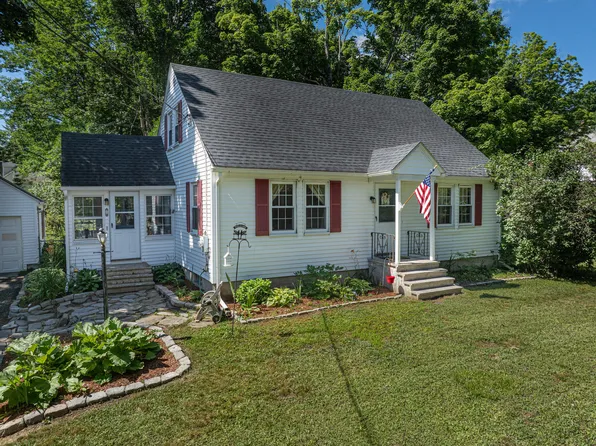 1 Village View Road, Standish, ME 04084