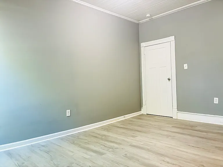 119 Broad St — Photo 18
