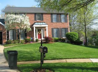 550 Ballas Park Dr, Saint Louis, MO 63122