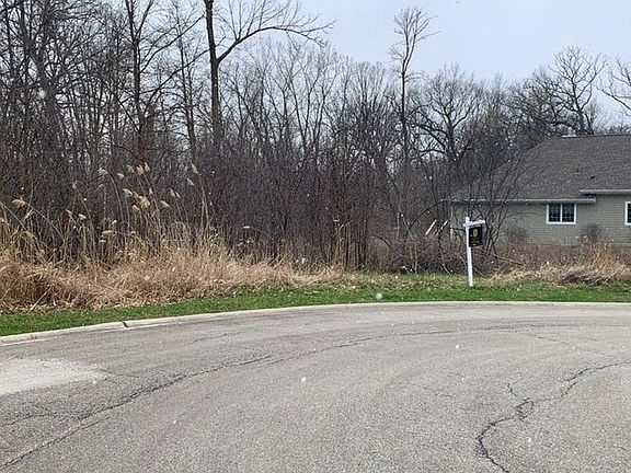 2nd image of 394 Preserve Ln