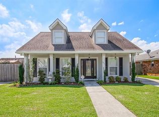 4432 Colony Dr, Meraux, LA 70075