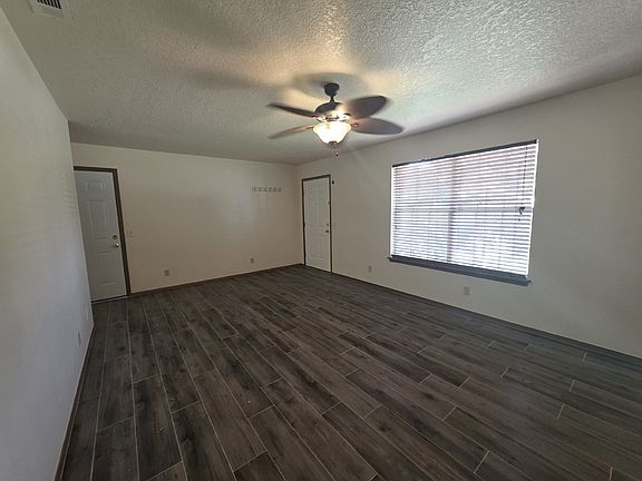5th image of 2723 Kasey Ave #B