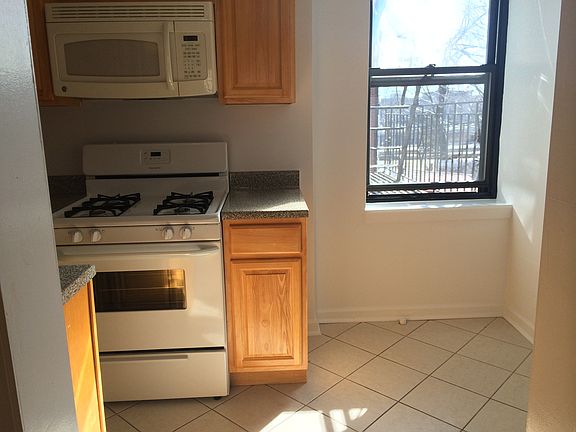 5th image of 2240 77th St #2C