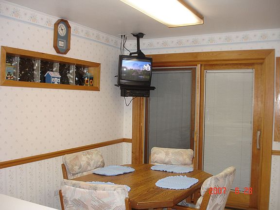 Main Floor Dining Area