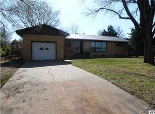 2310 N Dearborn St, Augusta, KS 67010