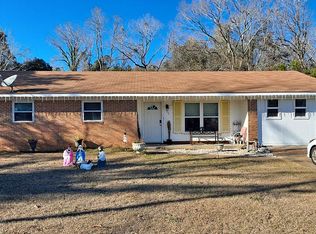 106 Shirley Dr, Ozark, AL 36360