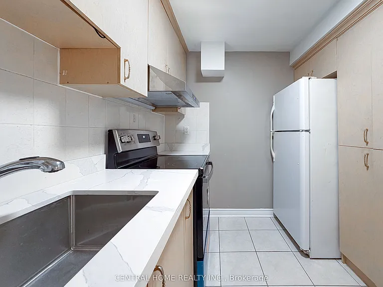 46 Clifton Ct #BASEMENT — Photo 15