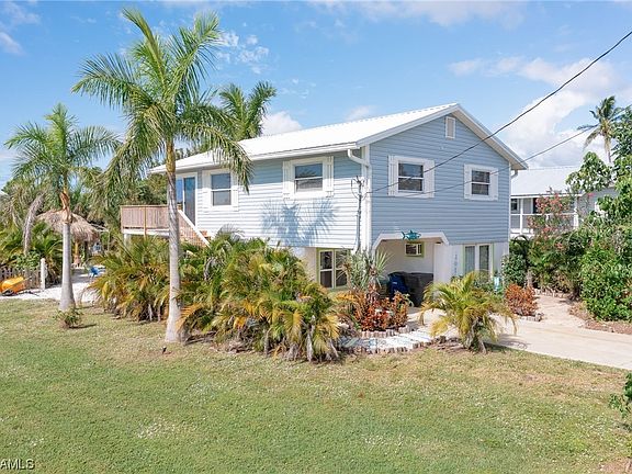 5th image of 16045 Aura Ln