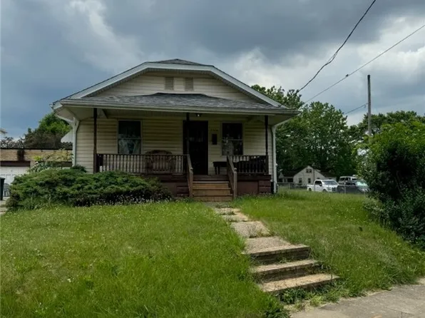 2304 Georgetown Rd NE, Canton, OH 44704