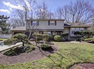 7 Canadian Woods Rd, Marlboro, NJ 07746