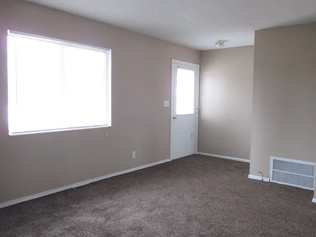 1 bed, 600 sqft, $850 — Photo 3