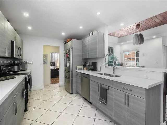 10135 SW 139th Pl — Photo 15