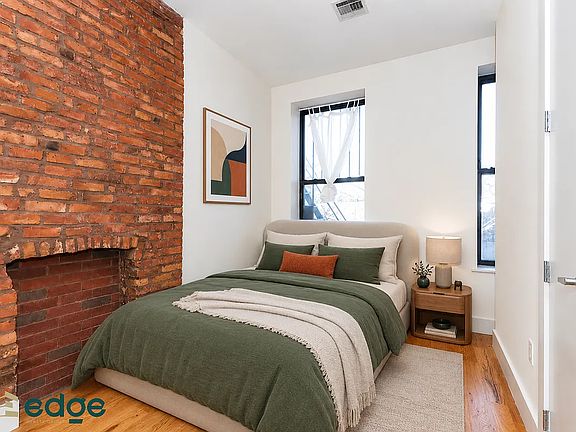 5th image of 1323 Bedford Ave APT 3B