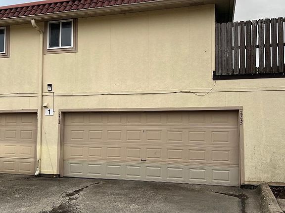 5th image of 2723 Del Prado Dr