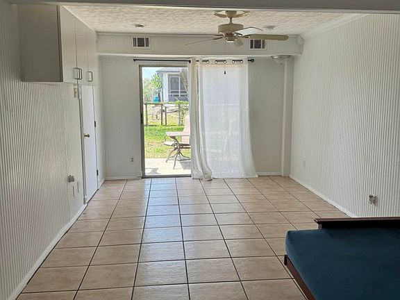 5th image of 8314 Trillium Rd