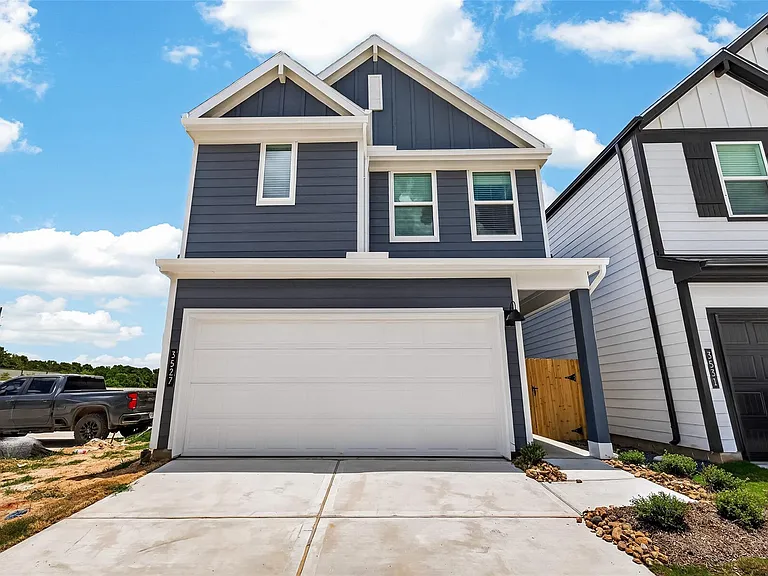 3527 Lovebird Ln — Photo 1