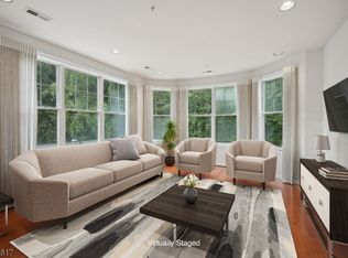 1107 Pointe Gate Dr #1107, Livingston, NJ 07039