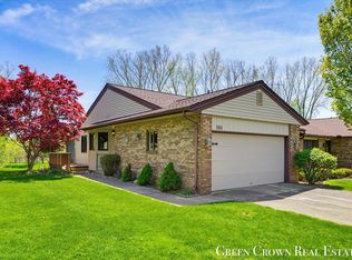 580 Gardenview Dr SW, Byron Center, MI 49315