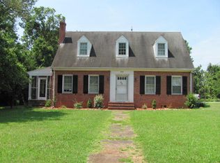 300 5th St, Clarksville, VA 23927