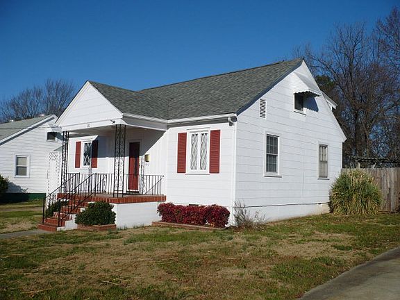 5th image of 182 Hamlin Ave