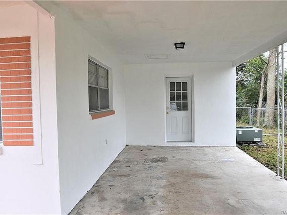 5th image of 43 S Lee St