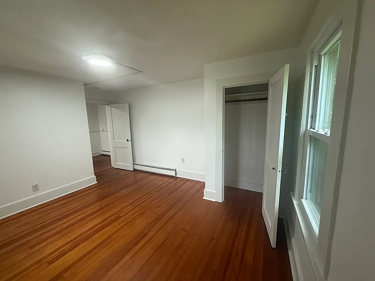 156 Main St — Photo 15