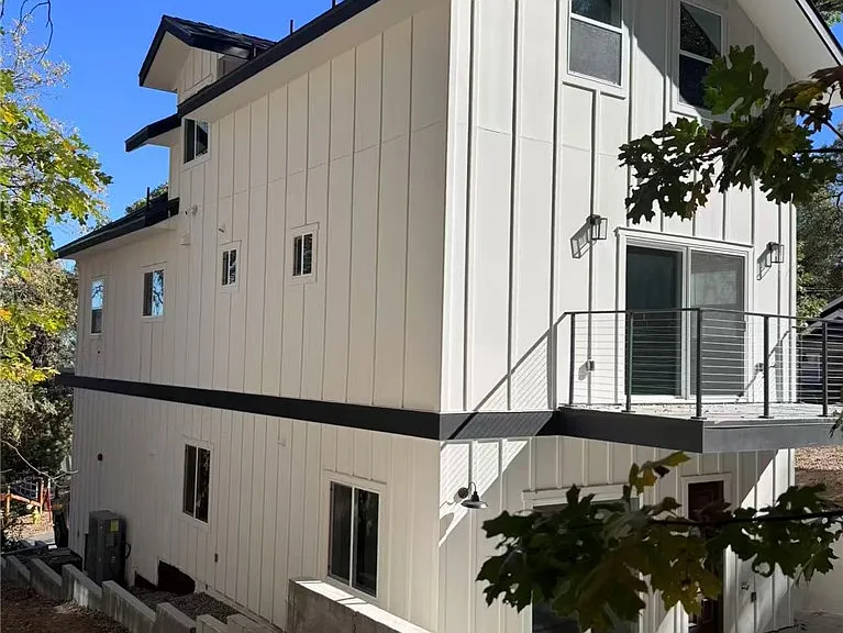 1670 Grass Valley — Photo 20