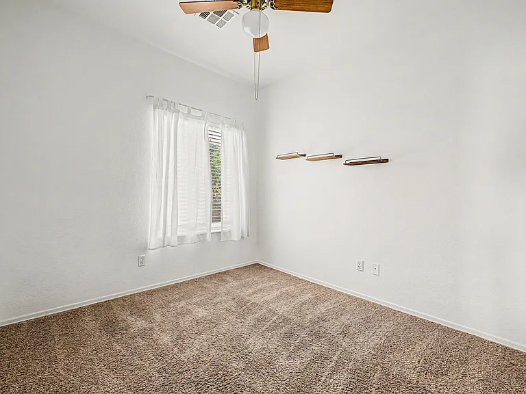 32 N Eaton Pl — Photo 9