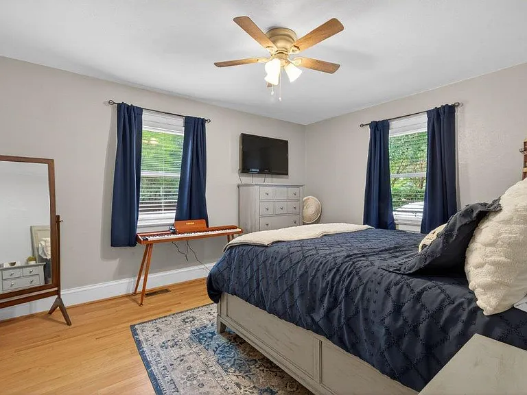 1200 Brunswick Ave — Photo 21