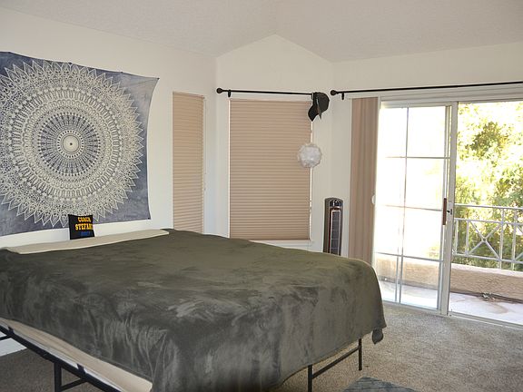 3rd image of 23709 Del Monte Dr Unit 224