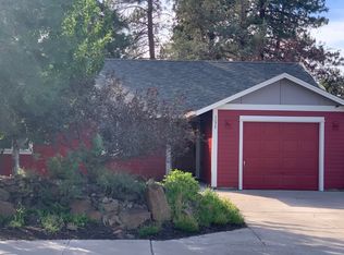 1077 SW Silver Lake Blvd, Bend, OR 97702