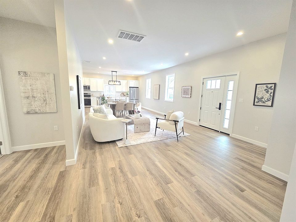 1st image of 47 Myrtle St