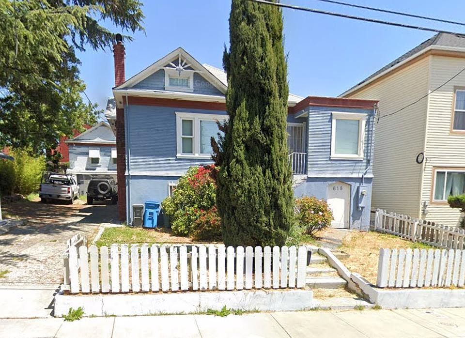1st image of 616 Grant St