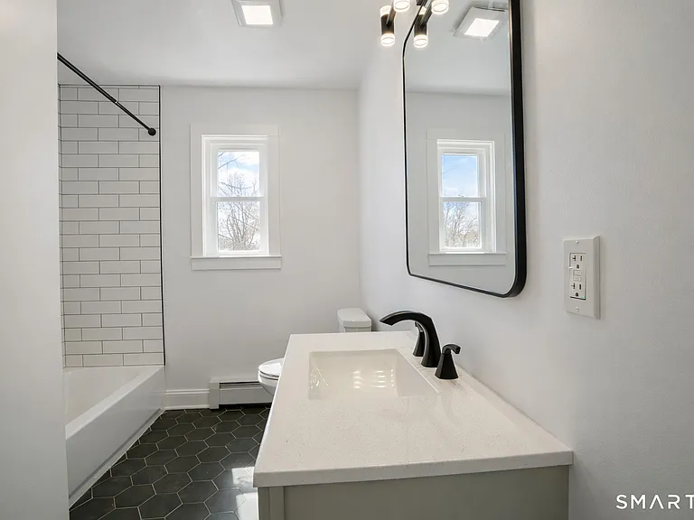 17 Sherman Ave #3 — Photo 9