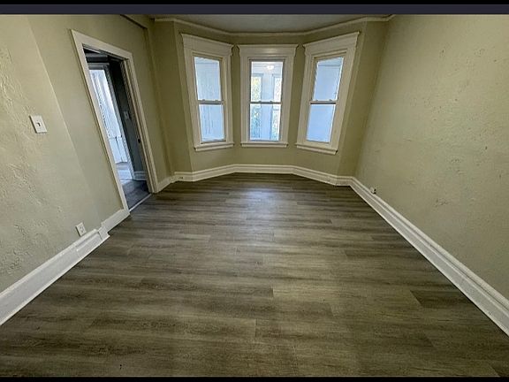 3rd image of 35 Seymour Ave #2L