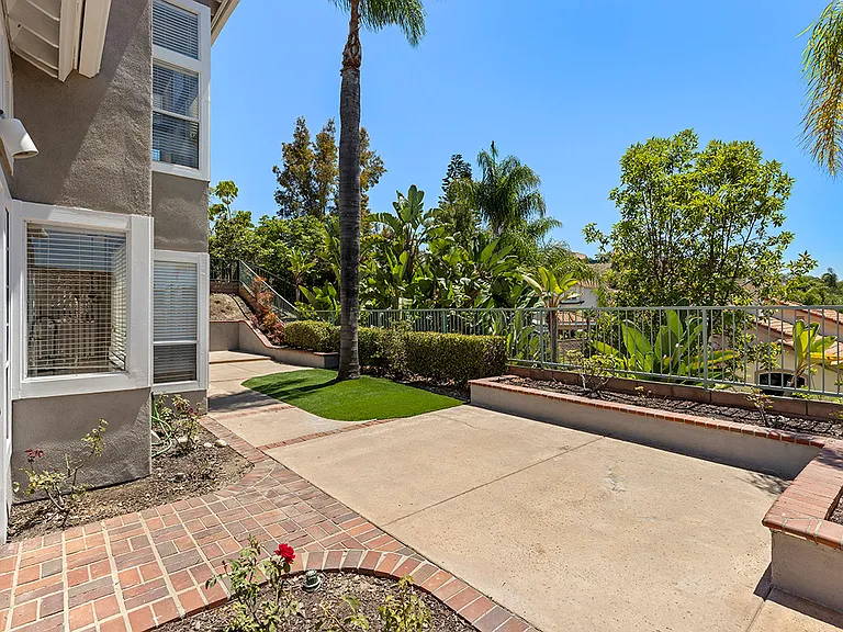 12295 Picrus St — Photo 38
