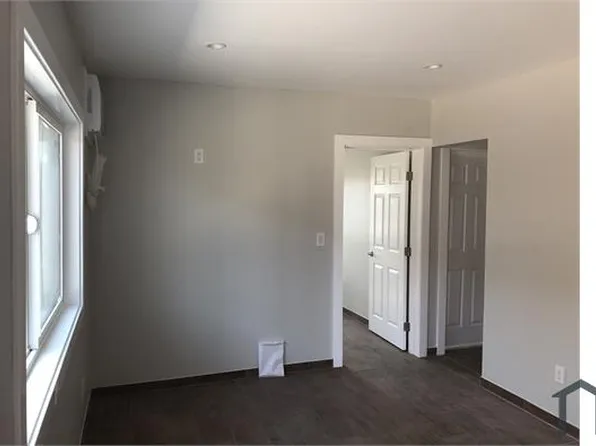 11818 S Main St #3, Los Angeles, CA 90061