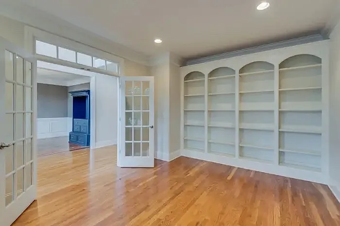 101 Tiffany Ct — Photo 8